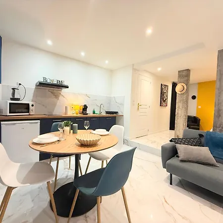 Magnifique Studio, Proche Du Centre شقة روديه